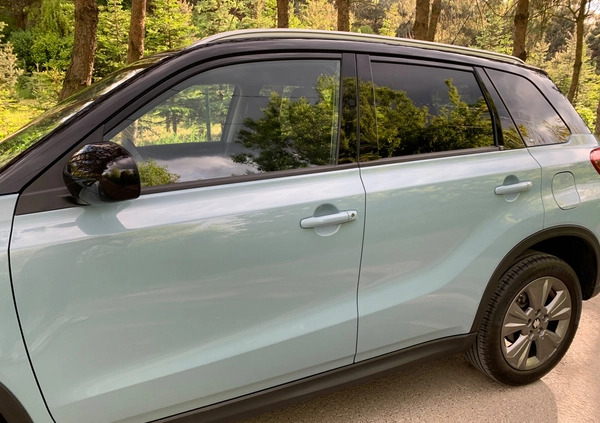 Suzuki Vitara cena 82000 przebieg: 17000, rok produkcji 2019 z Radzyń Chełmiński małe 742